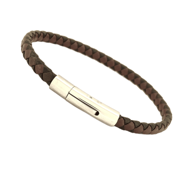 MBD017